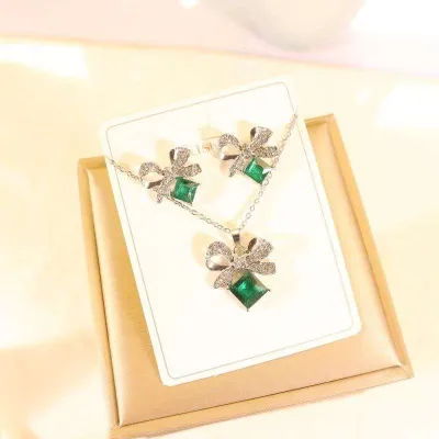 4 pcs Shiny Crystal Bowknot Jewellery Set